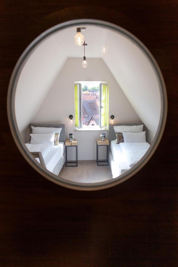 Hotel Luise & Luisenhof ดิงเคลส์บืล ภายนอก รูปภาพ